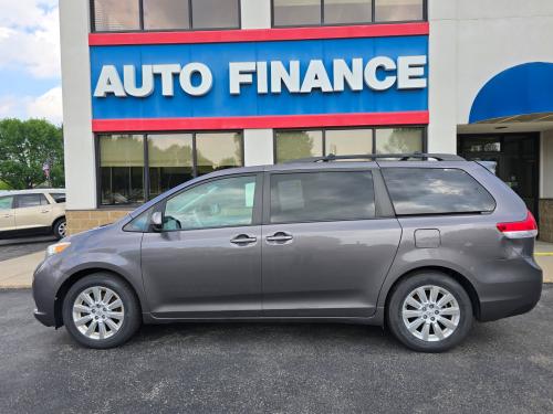 2012 Toyota Sienna XLE AWD 7-Passenger V6