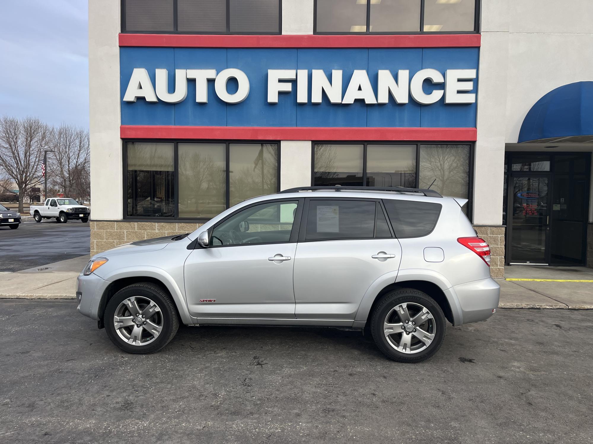 photo of 2012 Toyota RAV4 Sport V6 4WD
