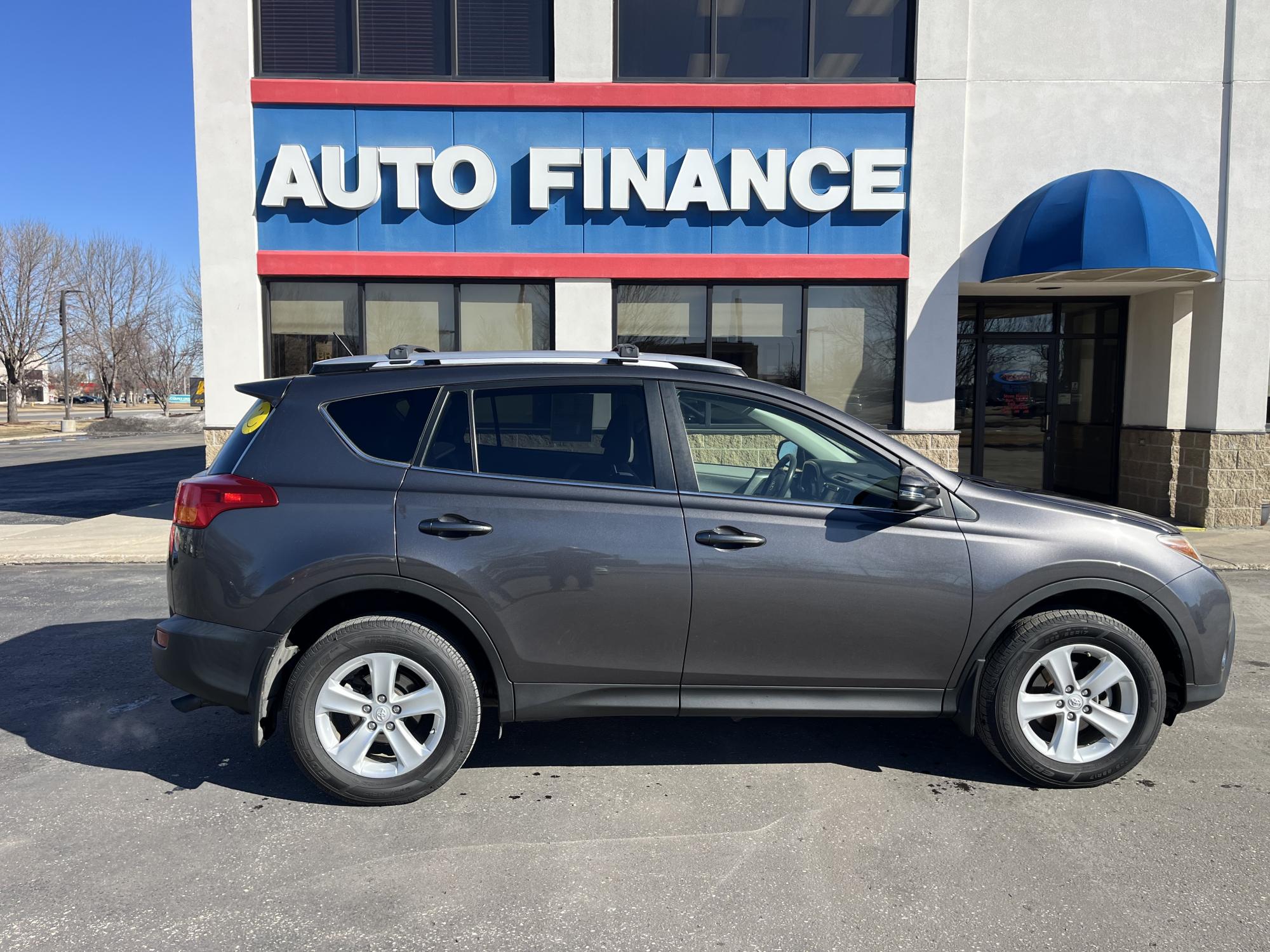 photo of 2013 Toyota RAV4 XLE AWD