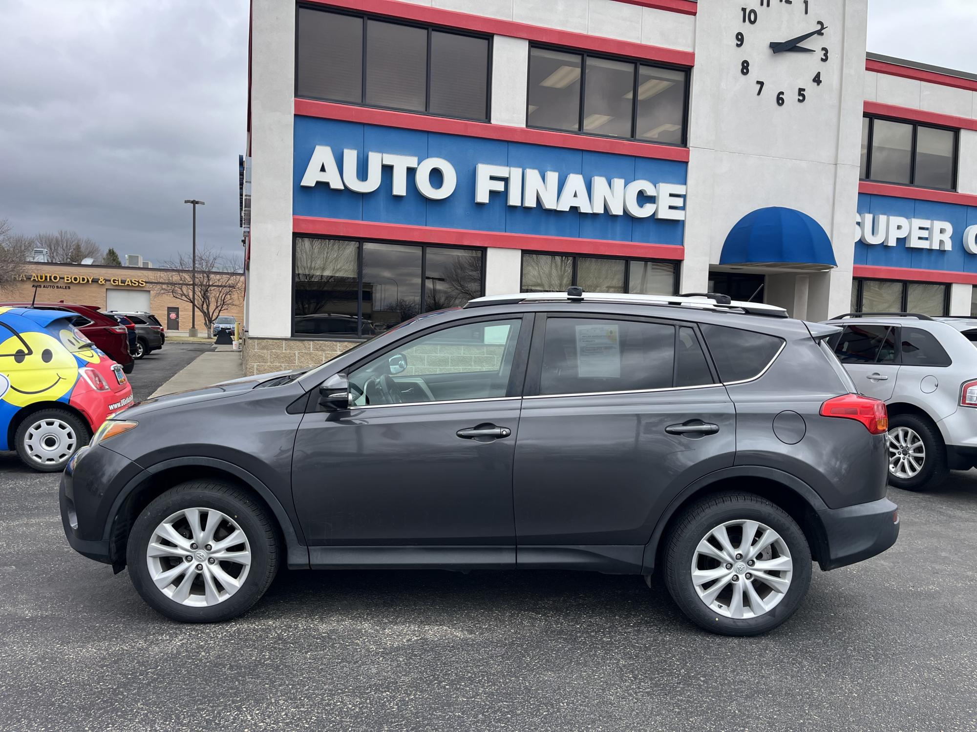 photo of 2015 Toyota RAV4 Limited FWD