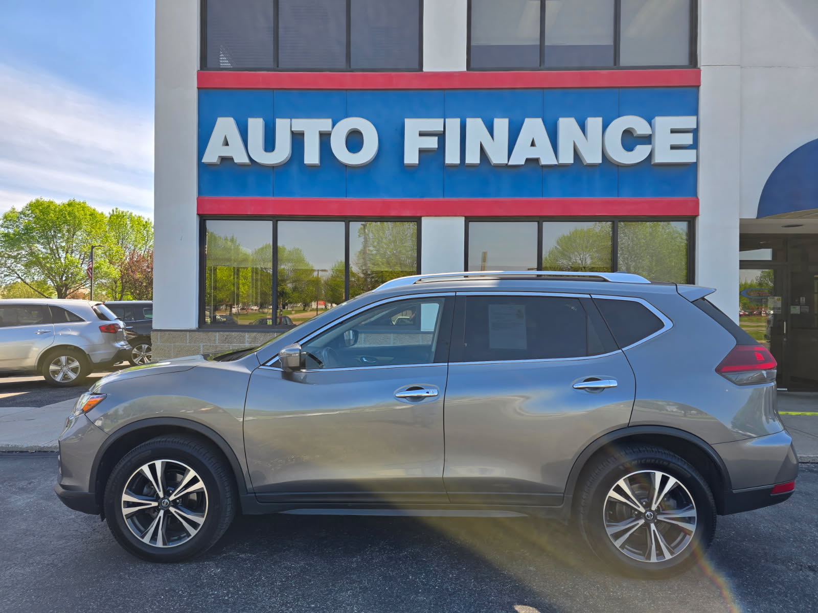 photo of 2019 Nissan Rogue SL AWD