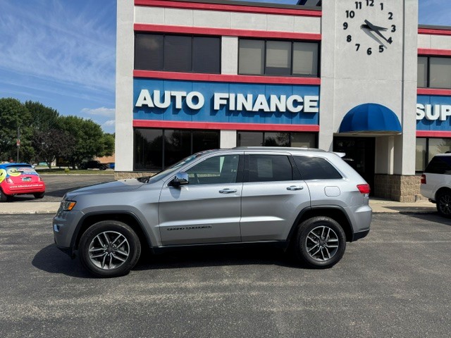 photo of 2019 Jeep Grand Cherokee Limited 4WD
