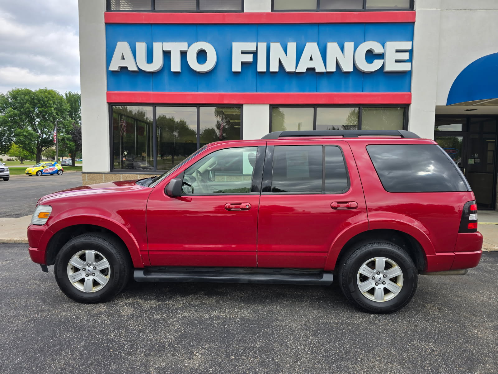 photo of 2009 Ford Explorer XLT 4.0L 4WD